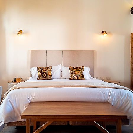Hotel Casa Alcestre บียาเดเลย์บา ภายนอก รูปภาพ