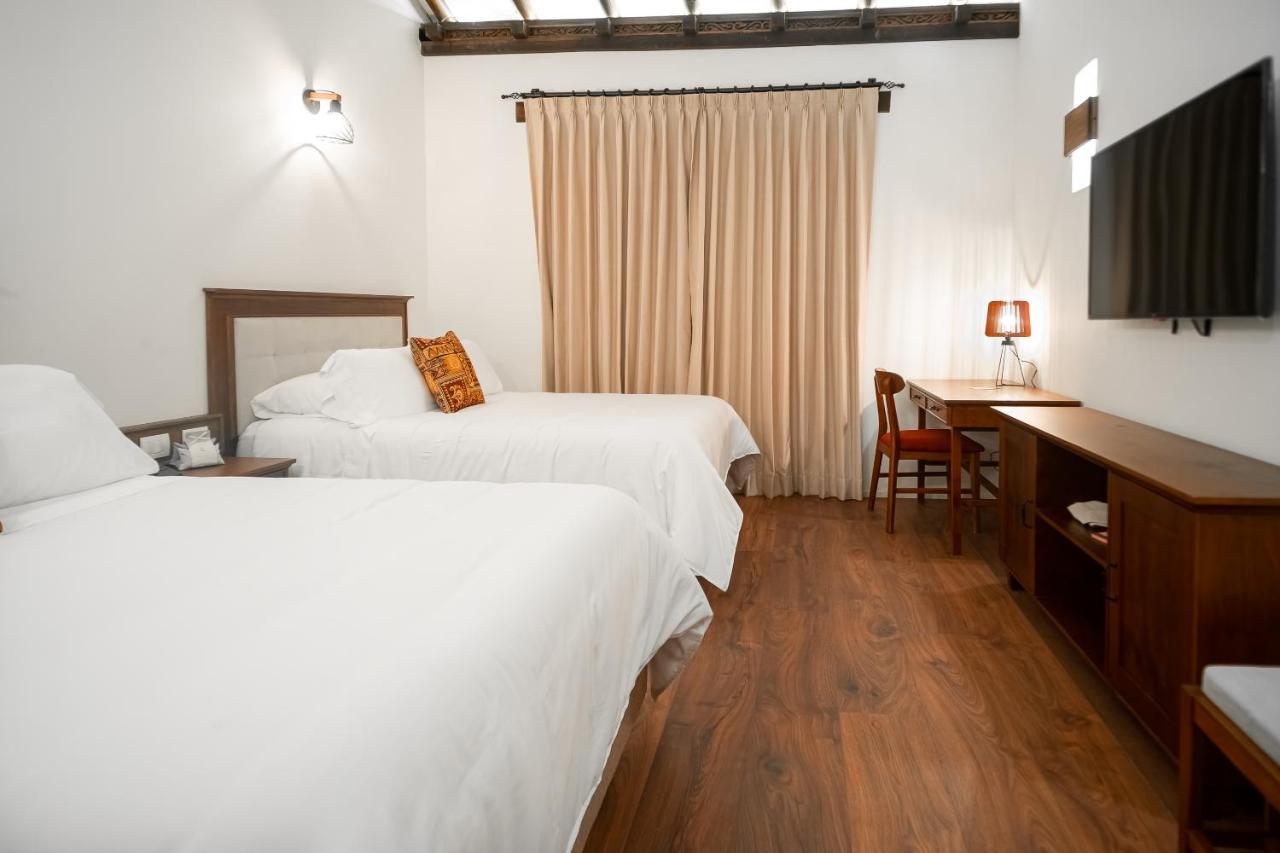 Hotel Casa Alcestre บียาเดเลย์บา ภายนอก รูปภาพ