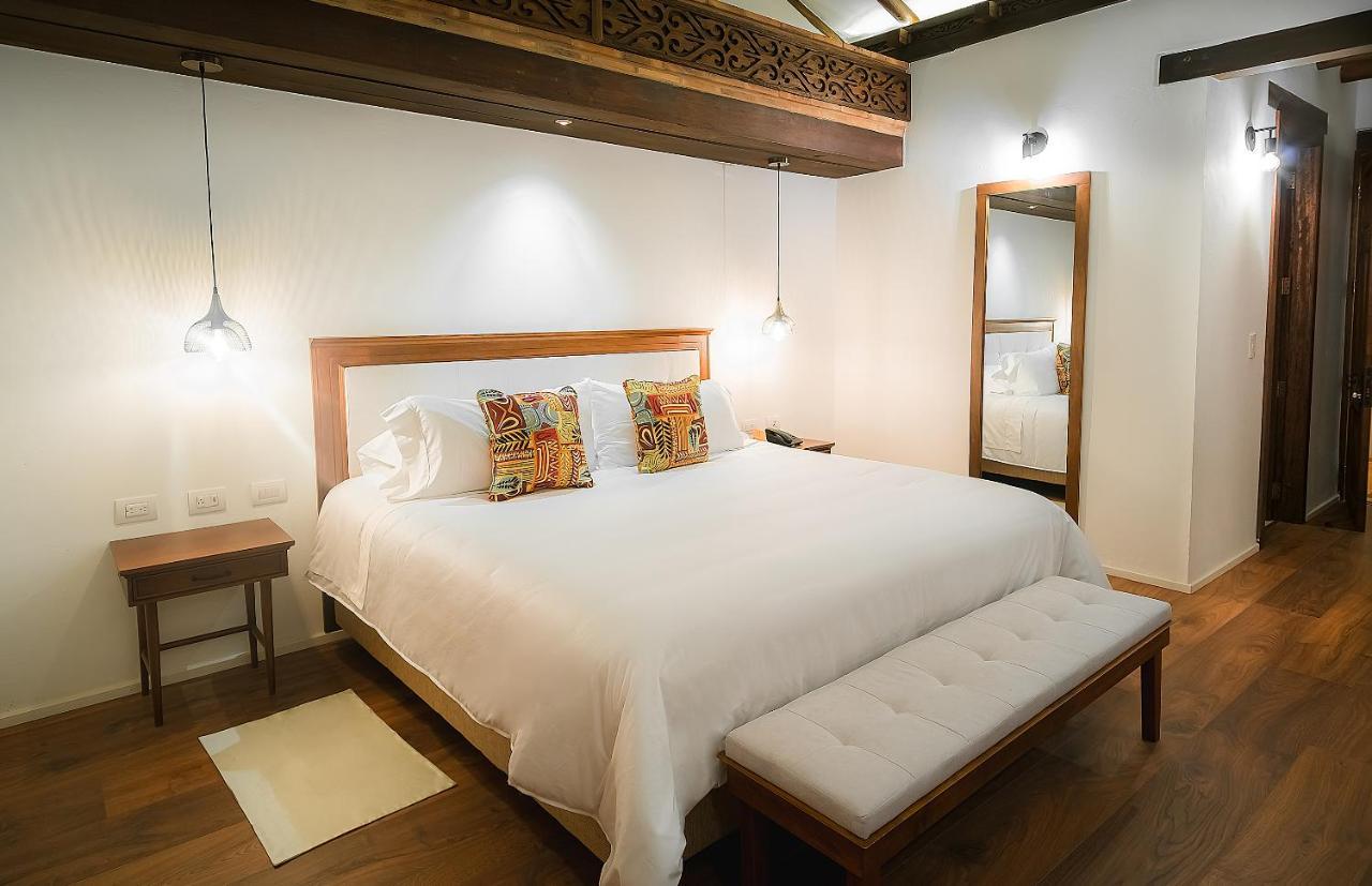 Hotel Casa Alcestre บียาเดเลย์บา ภายนอก รูปภาพ