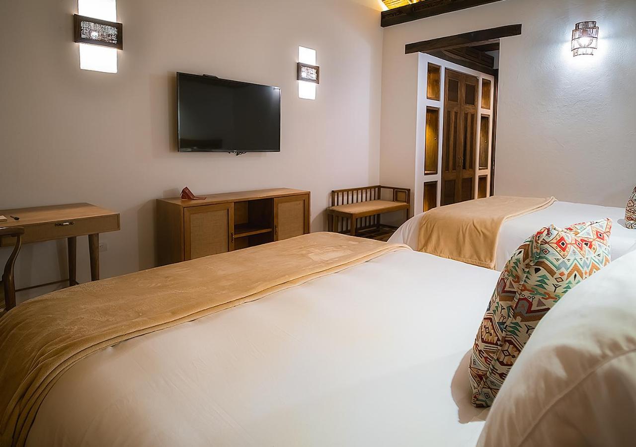 Hotel Casa Alcestre บียาเดเลย์บา ภายนอก รูปภาพ