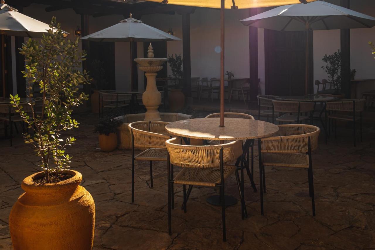 Hotel Casa Alcestre บียาเดเลย์บา ภายนอก รูปภาพ